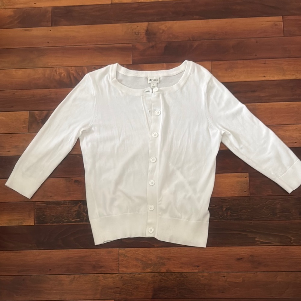 Women’s 3/4 length sweater